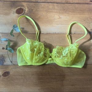 Very Sexy Yellow Victoria’s Secret Bra